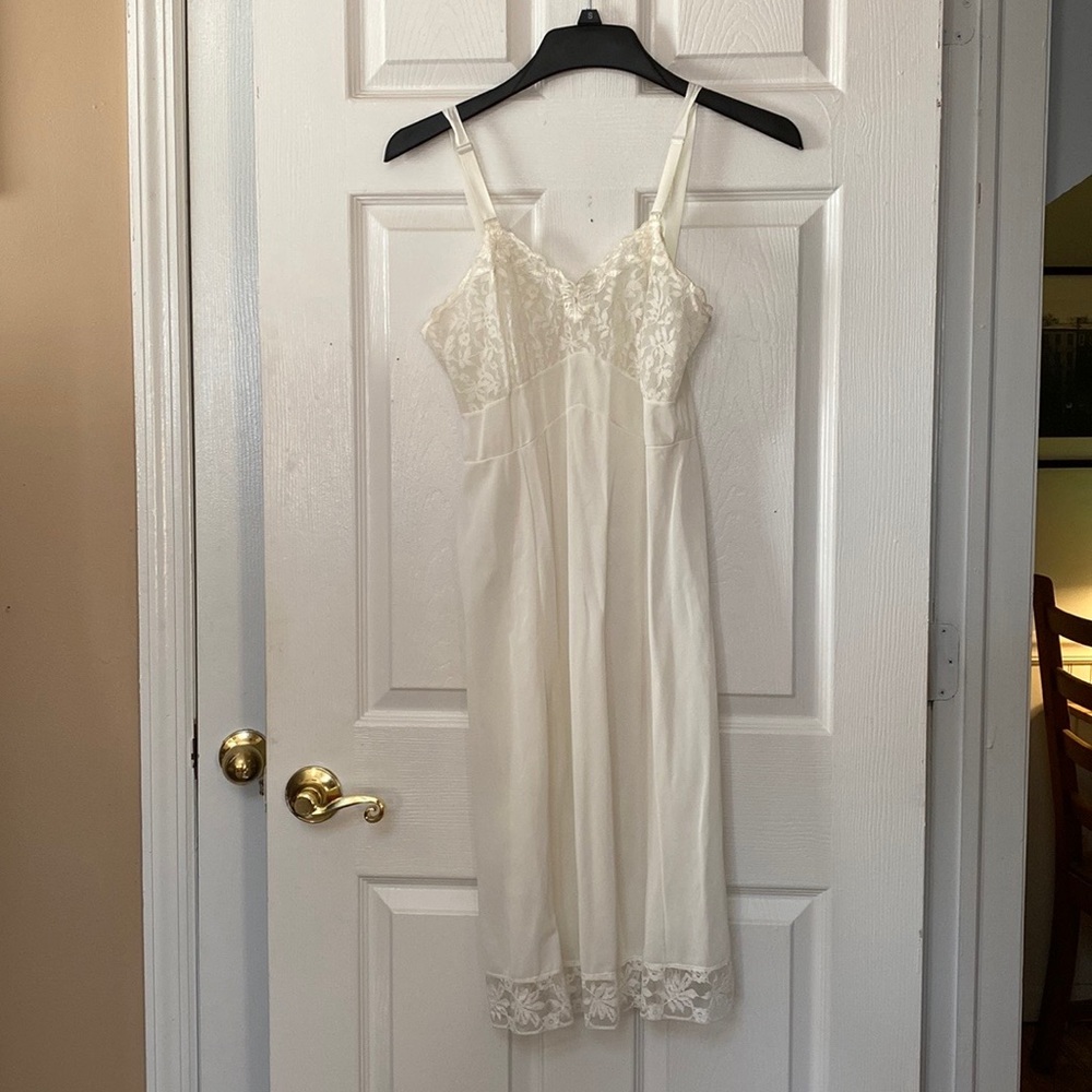 VTG 50’s White Nylon Lace Slip Dress Aristocraft